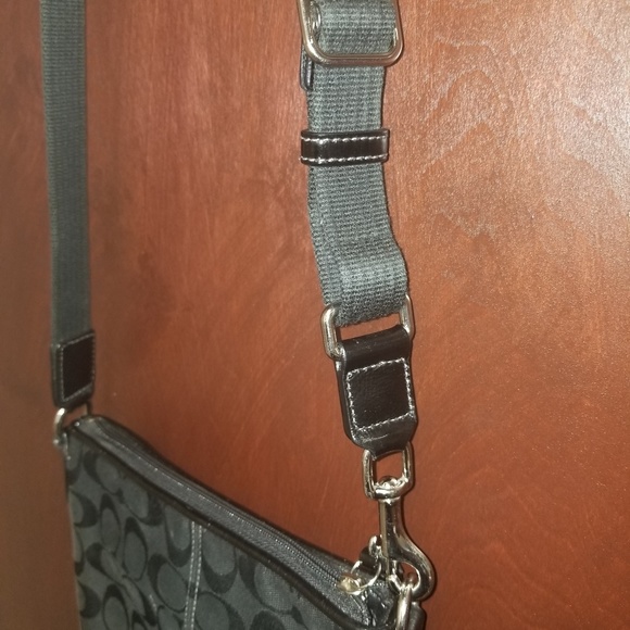 Final Drop: Coach Crossbody Purse - Picture 5 of 5